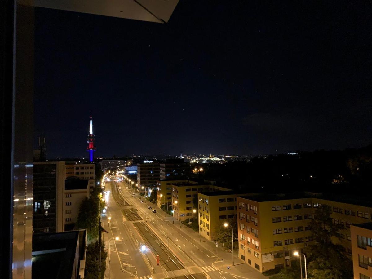 The Dawn Towers Zizkov Apartamento